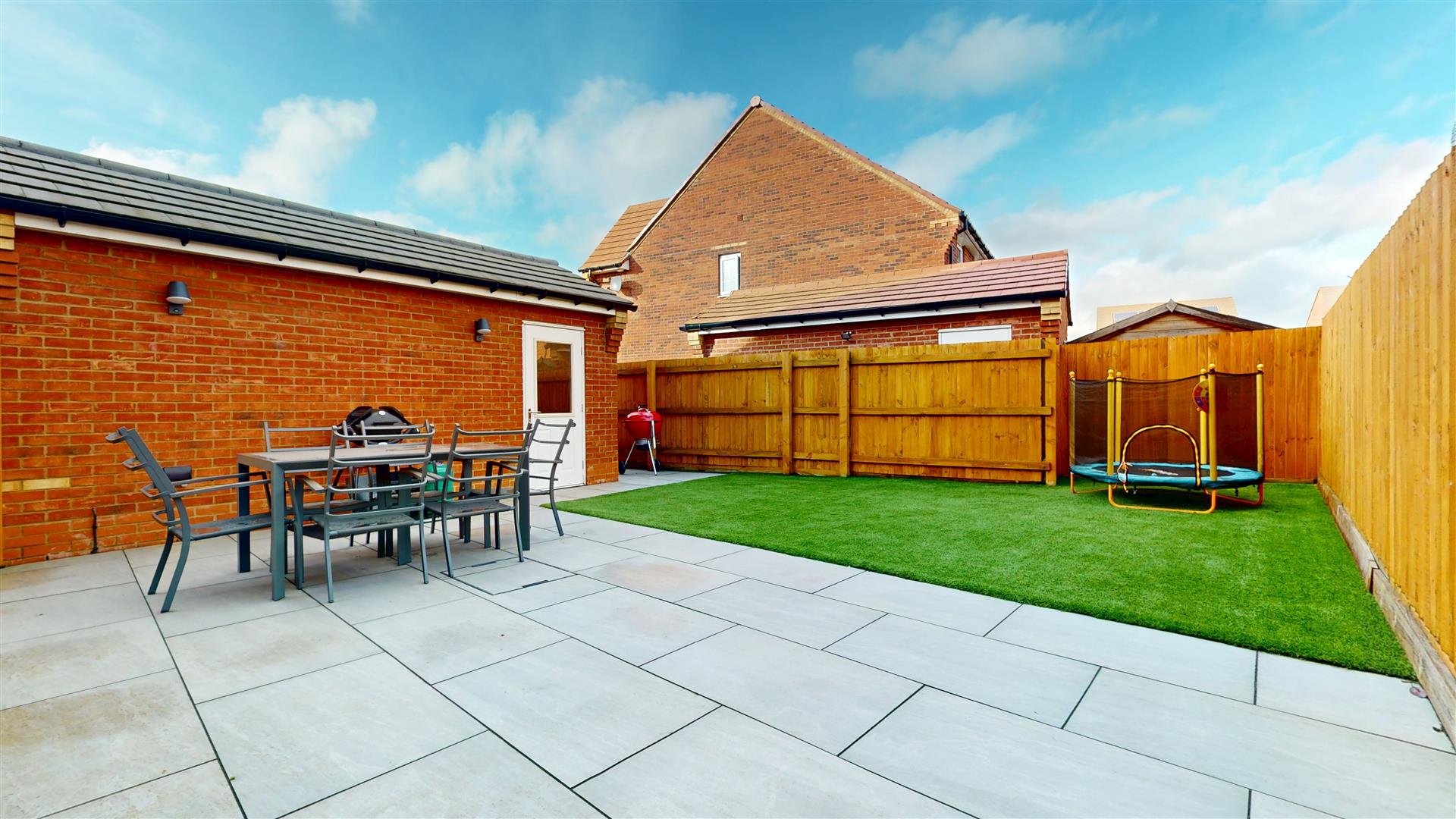 Cicero Crescent, Fairfields, Milton Keynes
